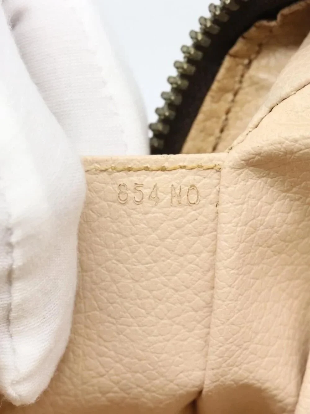 LOUIS VUITTON Monogram Trousse Toilette 28 Clutch Bag M47522 LV Auth 189018